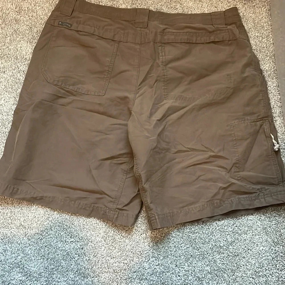 Columbia size 38W 10L shorts - Picture 4 of 5